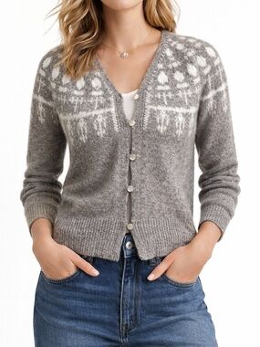Fair Isle V-neck cardigan sweater grandma core XS
